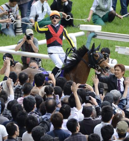 @X^h̐ɔhȃKbc|[Y߂ciBeEIcj