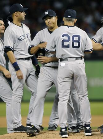 �@����A�W�����f�B�ēi�Q�W�j�Ɍ����������郄���L�[�X�E���c������