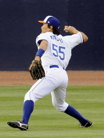 �@�|�[�^�P�b�g��̂Q��A���򂩂�^�b�`�A�b�v�������҂�{�ۂŎh������i�����j