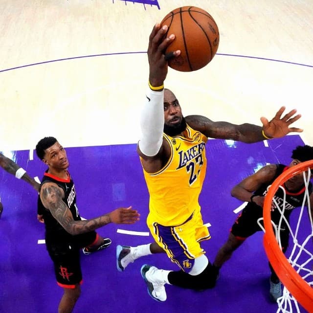 ジェームス「これが最後の決断だ」　NBA24季は76ersで　背番「23」