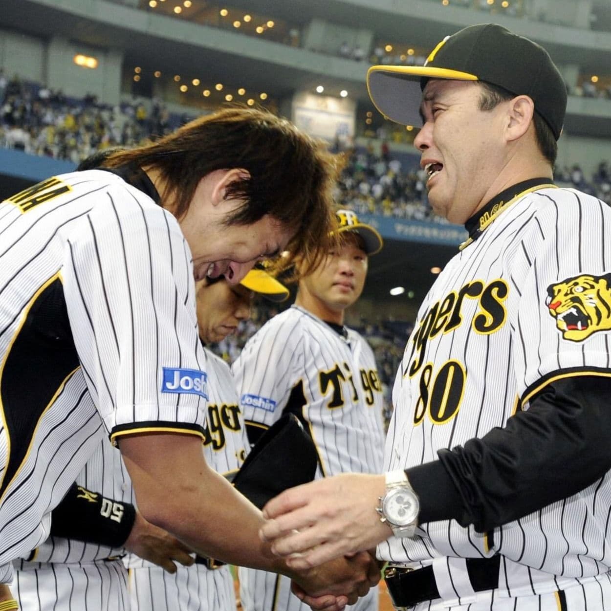 阪神が挑む「まだない歴史」　巨人優勝の陰で17度も2位に甘んじた過去　球団初の連覇へ宿敵とのマッチレースを乗り越えるか