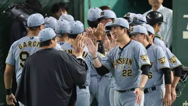 球児監督のマネジメントとは~球団史上初のリーグ連覇への挑戦