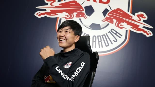 サッカー女子WEリーグ大宮の柳井里奈監督
