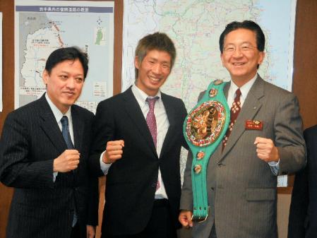 �@�B����茧�m���i�E�j�Ƀx���g�������鍲���m���i�����j����茧��