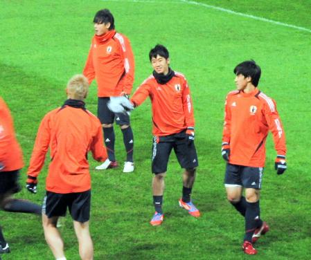 �r�u�X��{�c�i���j�Ɏ�n������i�B�e�E�L��@�p�j